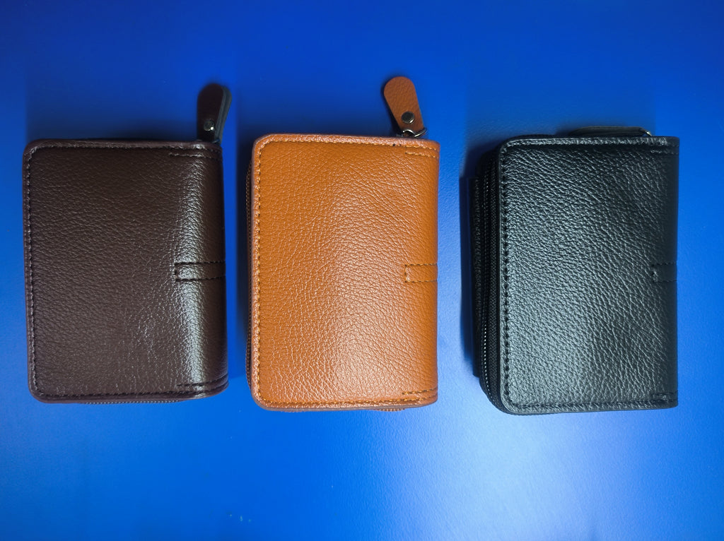 Back view of the credit card holder with three colour options