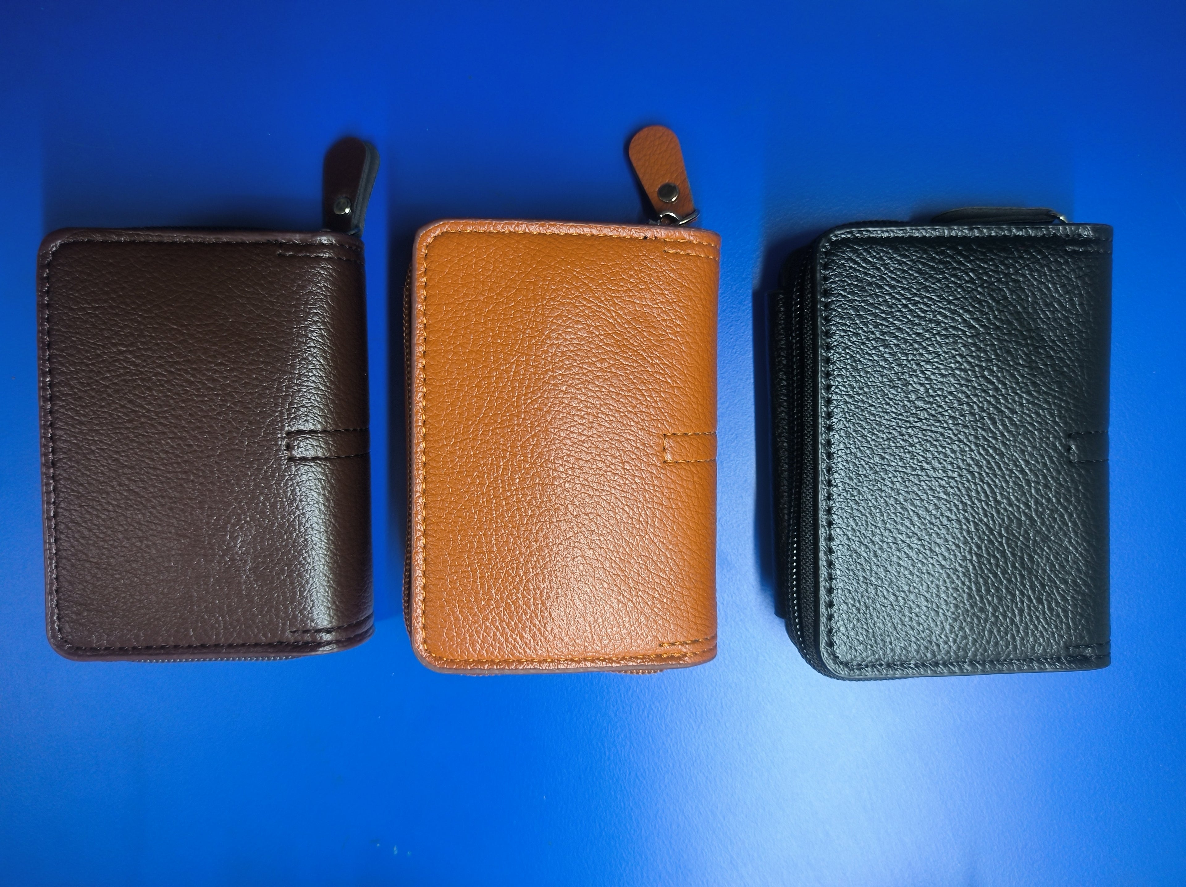 Back view of the credit card holder with three colour options